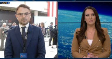 Samiti në Tiranë/ “Gjuha, turizmi dhe ekonomia në fokus”, Erjon Begaj: Shqipëria, një urë lidhëse me Diasporën!