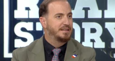 “Të pandehurit duhet të dalin në gjendje të lirë para gjykatës”/ Hoxha: Kafazi pengon komunikimin me avokatin