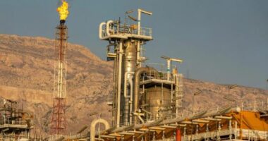 Lufta në Lindjen e Mesme/ Izraeli sulmon uzinën më të madhe petrokimike në Iran