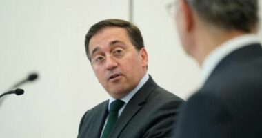 Ishte mbyllur përkohësisht për arsye sigurie pas luftimeve, Spanja rihap ambasadën në Teheran