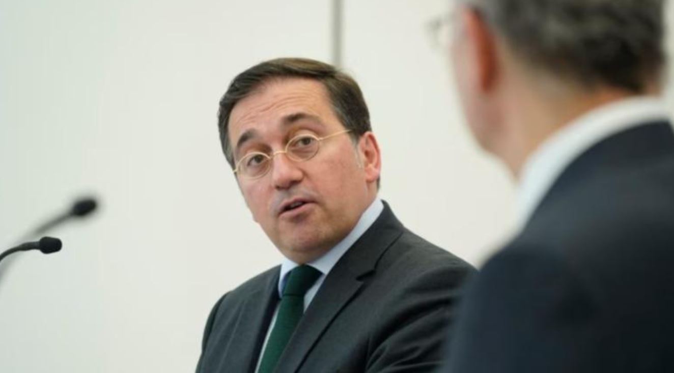 Ishte mbyllur përkohësisht për arsye sigurie pas luftimeve  Spanja rihap ambasadën në Teheran