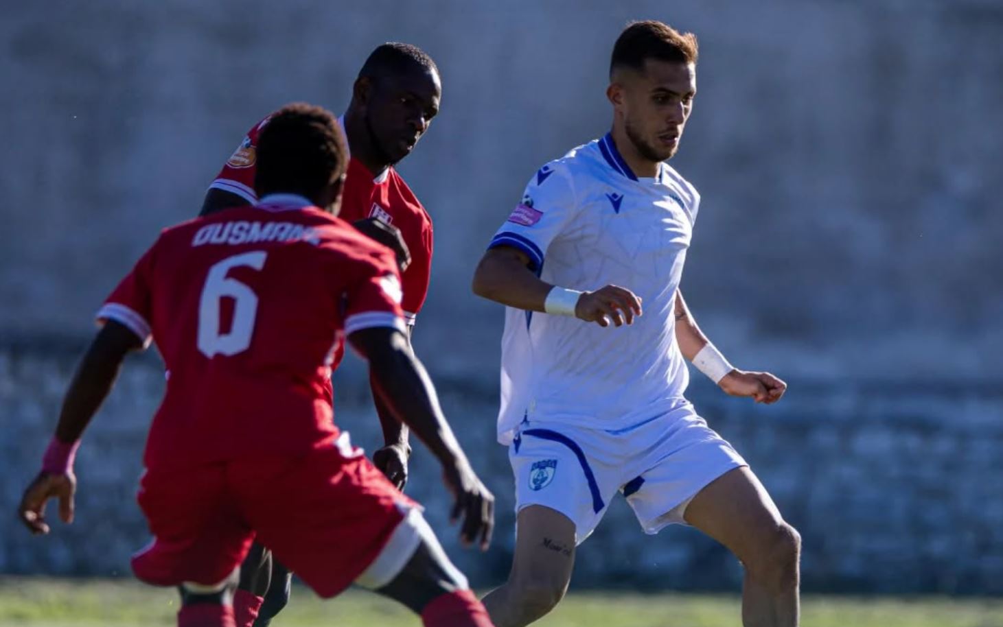 Kampionati  bëhet  në fund  Sërish fitore nga skuadrat e që luajnë vetëm për mbijetesë