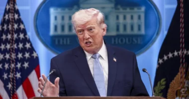 Paralajmëron Trump: Nëse bisedimet dështojnë, pasojat për Iranin do të jenë shumë të dhimbshme