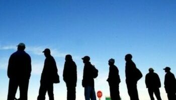 Më shumë të huaj në tregun e punës/ Fier, autoritetet: Rritje e ndjeshme e aplikimeve për leje