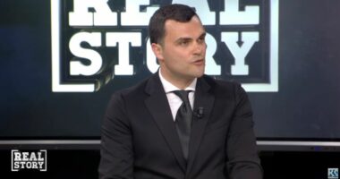 Të mos pretendojmë që emigrantët do kthehen”/ Samiti, Rrjolli: Ballafaqim i diasporës me institucionet shqiptare