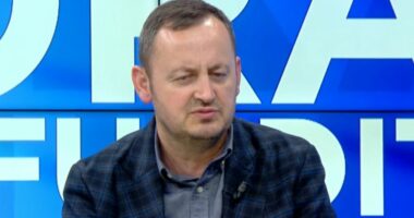 Salianji kandidon për kreun e PD/ Mahmutaj: Në atë parti fiton vetëm Berisha, e ka uzurpuar