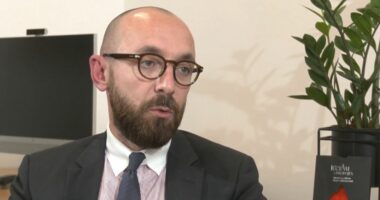 Ekonomia shqiptare drejt BE/ Zv.ministri: Buxhet ambicioz për rritjen e pagave, synojmë përafrimin me mesataren e BE