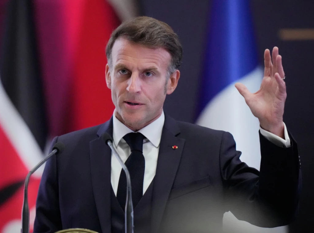 macron-franca-nuk-kishte-ne-plan-te-dergonte-anije-luftarake-ne-ngushticen-e-hormuzit