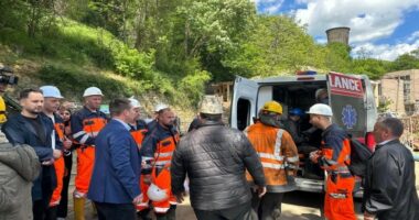 Dalin minatorët e Trepçës/ Ishin bllokuar prej shumë orësh, pas ndërprerjes së energjisë