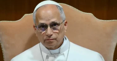 Papa Leoni XIV paralajmëron për rreziqet e inteligjencës artificiale