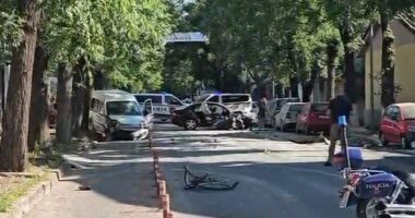 Aksident në Shkodër/ Përplasen dy makina dhe një biçikletë, 1 viktimë