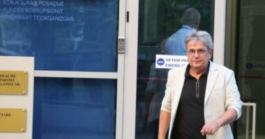 Ulliri tërhiqet nga dosja Benet Beci/ Zëvendësohet nga Besmir Stroka, në trupë edhe Irena Gjoka e Etleva Deda