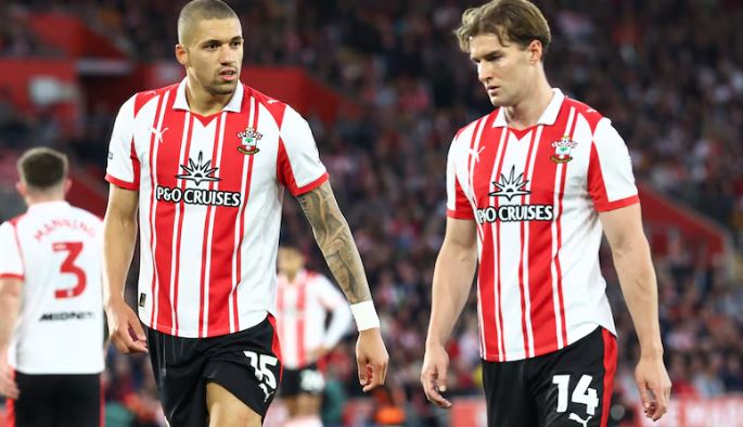 james-bond-merr-ne-qafe-southampton-histori-me-spiune-klubi-perjashtohet-nga-finalja-e-play-off