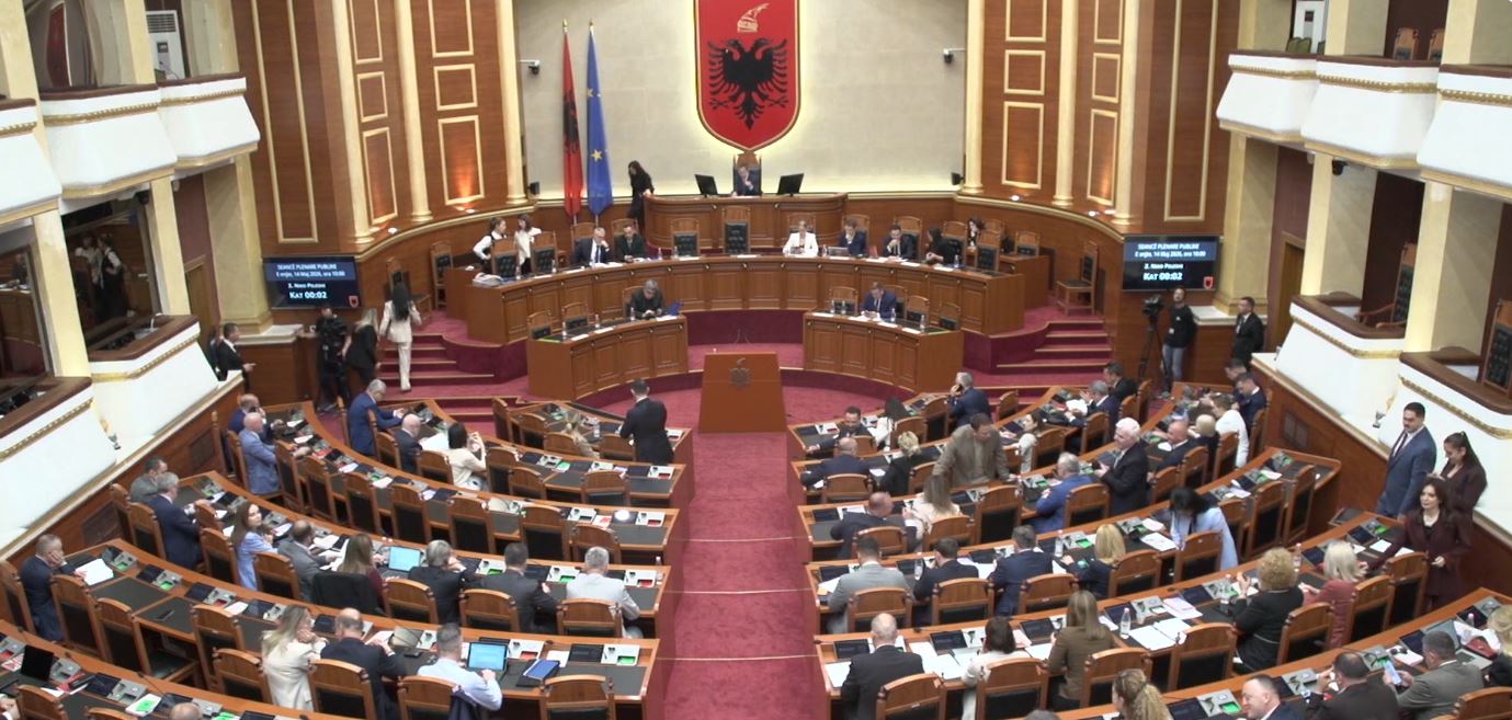 PS-PD tjetër dakordësi/ Draft i përbashkët për rregulloren e re të Kuvendit, propozohen 11 komisione