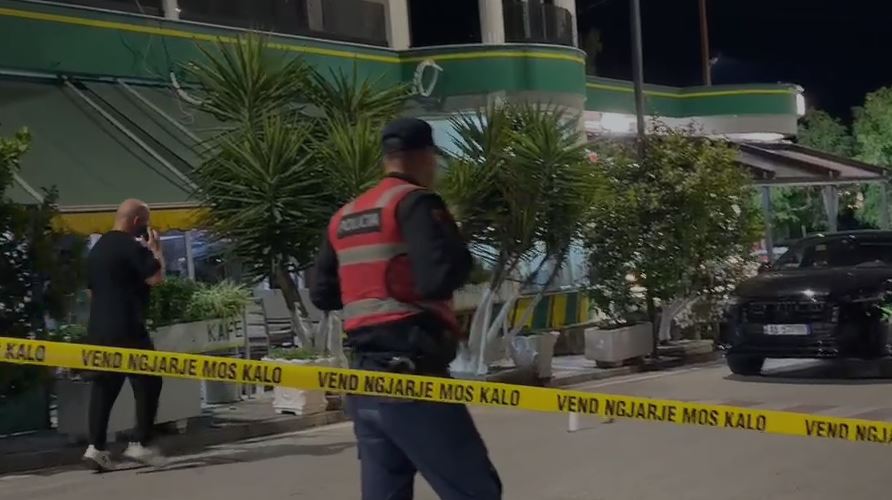Vrasja e biznesmenit në Sarandë  policia jep detaje  Dyshohet edhe për një të plagosur  Pika kontrolli në zonë