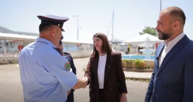 Garantimi i sezonit turistik/ Qeveria prezanton planin e masave, zv.kryeministrja Koçiu jep detajet