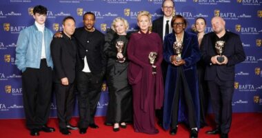 Seriali “Adolescence” thyen rekordin në Çmimet BAFTA