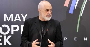 “Rruga drejt BE e vështirë, por pa kthim”/ Rama: Shqipëria është në hapat e fundit drejt historisë