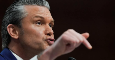 Hegseth: Afati për të kërkuar miratimin për luftën me Iranin është pezulluar