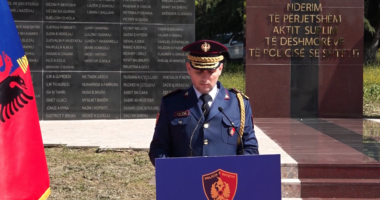 Nderim për dëshmorët e policisë/ 231 uniforma blu kanë dhënë jetën në krye të detyrës