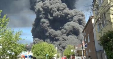 Ukraina godet infrastrukturën e naftës në Rusi