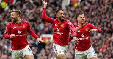 United, sërish në “pallatin e ëndrrave”/ Skuadra nga Manchester fiton 3-2 ndaj rivalëve të Liverpool