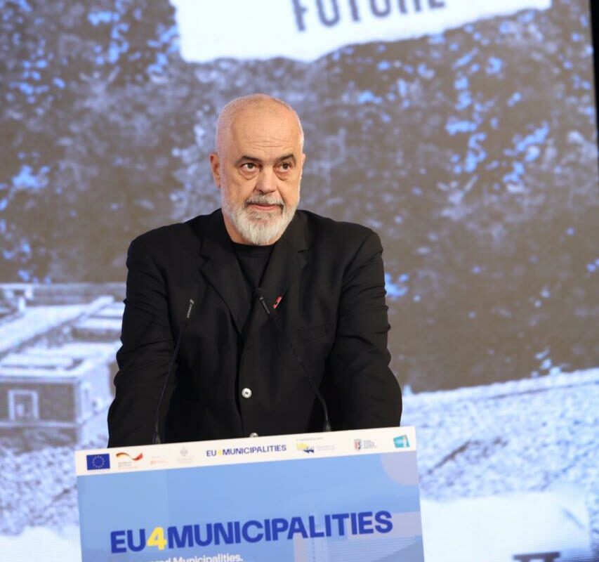  Digjitalizimi institucional  prioritet i yni   Rama batuta me zv ambasadorin  Gjermania punon ende me  Fax 