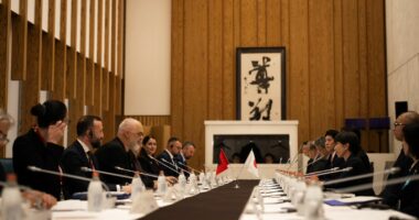 Rama në Tokyo/ Kryeministrja e Japonisë: Shqipëria partnere e rëndësishme, kontribut në stabilitetin rajonal