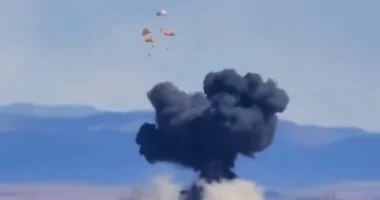 VIDEO/ Përplasen dy avionë luftarakë amerikanë, shpëtojnë anëtarët e ekuipazhit
