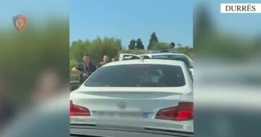 Shisnin lëndë narkotike pranë shkollave në Shijak dhe Manzë, ekzekutohen masat e sigurisë për 17 persona