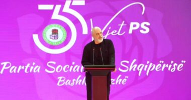 “Të vendosur të luftojmë korrupsionin”/ Rama: Shqipëria ka nevojë për PS! Vetëm hedhin baltë, por ne jemi afër ëndrrës historike