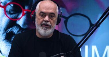 “Qytetarët mbarojnë punë me një klik”/ Rama: Shqipëria e para në rajon për prokurimet publike