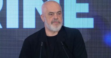 “Kapacitet i ri investimesh, IA e pranishme në vendin e punës”/ Rama: Shteti shqiptar nuk po fal asgjë në Zvërnec