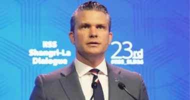 Paralajmëron Hegseth: SHBA e gatshme të rifillojë operacionet ushtarake kundër Iranit nëse është e nevojshme