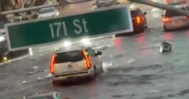 Reshje masive në New York, përmbytjet ‘paralizojnë’ qytetin