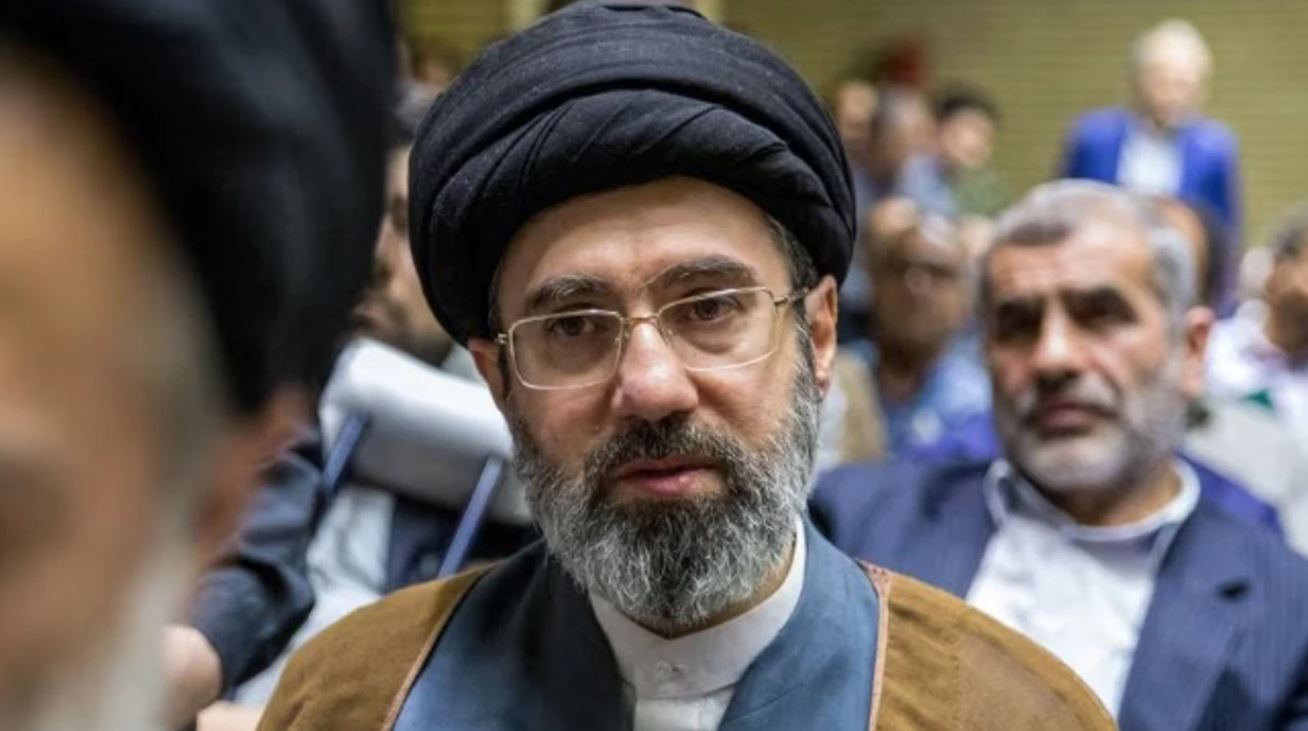 CIA  Khamenei i plagosur jashtë syrit të publikut  por ende formëson strategjinë e Iranit
