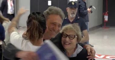 Izraeli deporton aktivistët e flotës për Gazën pas ndalimit në det