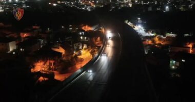 Operacion kundër lojërave të fatit dhe shitjes së armëve/ Tiranë, pranga 7 personave