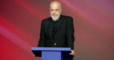 “Drejtësia e pavarur nga politika”, Rama: Jetëgjatësia e reformës jo nga njerëzit, por nga institucionet