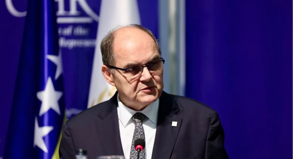 Schmidt jep dorëheqje nga posti i përfaqësuesit të lartë në Bosnje dhe Hercegovinë