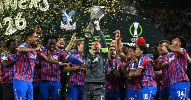 Crystal Palace shkruan historinë/ Në vendin e 15 në Premier, por fiton Conference League