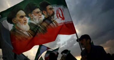 Inteligjenca amerikane: Iranit do t’i duhet deri në një vit për të siguruar armë bërthamore