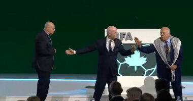 Kreu i Federatës Palestineze të Futbollit refuzon shtrëngimin e dorës me homologun izraelit
