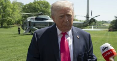 Trump: Lufta me Iranin mund të zgjasë edhe dy ose tre javë