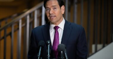 Rubio: Do të duhen disa ditë për të vendosur mbi tekstin për t’i dhënë fund luftës me Iranin