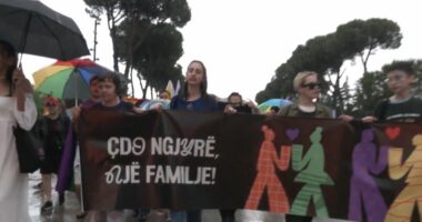 KMSH kundër terapisë hormonale/ Komuniteti Mysliman: Identiteti e personaliteti i të miturve është në zhvillim
