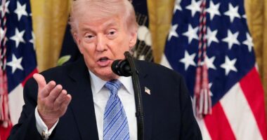 “Nuk mund t’ju them këtë”/ Trump refuzon të thotë nëse armëpushimi me Iranin është ende në fuqi