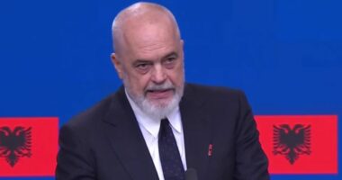 “Shqipëria për BE, dashuri të pashtershme”/ Rama nga Brukseli: Kemi më shumë përgjegjësi, ky është fillimi i fundit