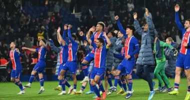 Paris SG, titulli para Champions/ Skuadra kryeqytetase fiton trofeun e pestë kombëtar radhazi
