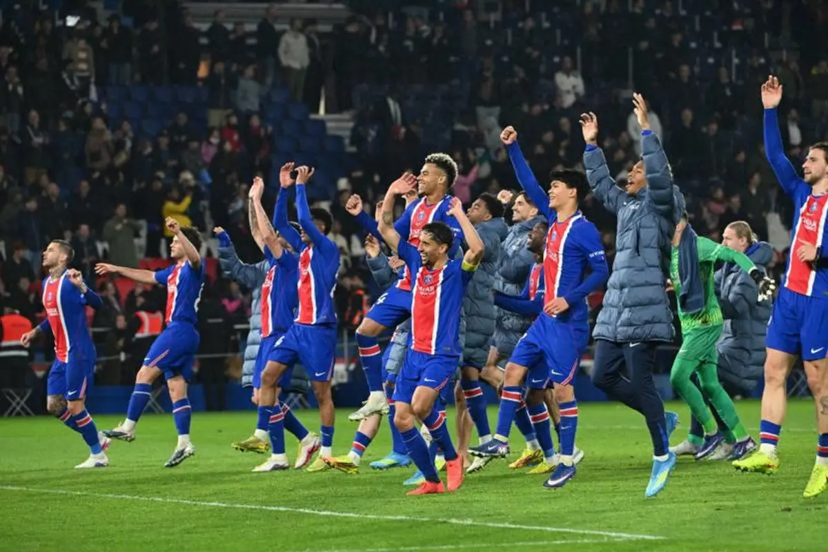 paris-sg-titulli-para-champions-skuadra-kryeqytetase-fiton-trofeun-e-peste-kombetar-radhazi
